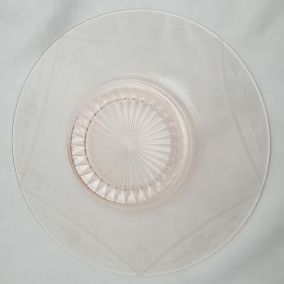 Cambridge Elegant Pink Etched Cracker Plate - Picture 3 of 12